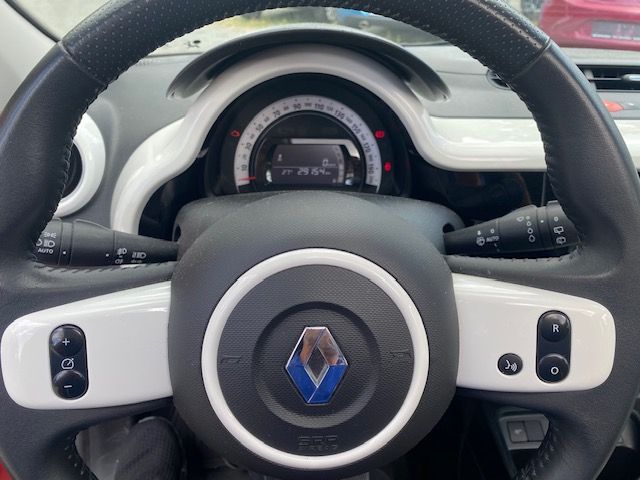 Fahrzeugabbildung Renault Twingo Intense// Faltdach, KlimaAT, Bluetooth, S