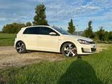 Volkswagen Golf 2.0 TSI GTI DSG BMT  220 PS *SH gepflegt* - Volkswagen Golf: Ps