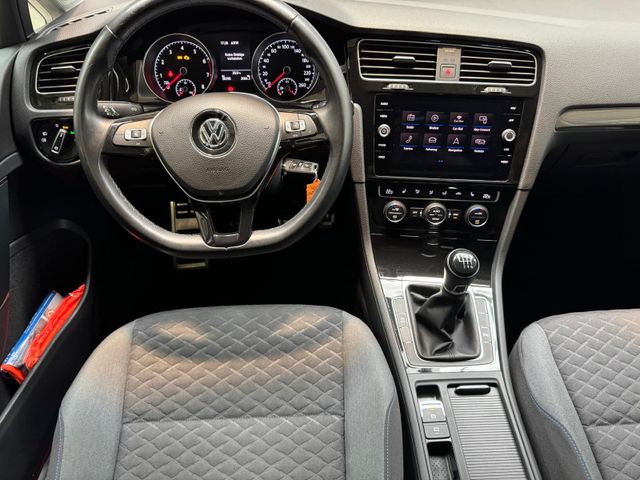 Golf 1.0 TSI 85kW JOIN NAV/LED/APP/KLIMA/SHZ/FLA
