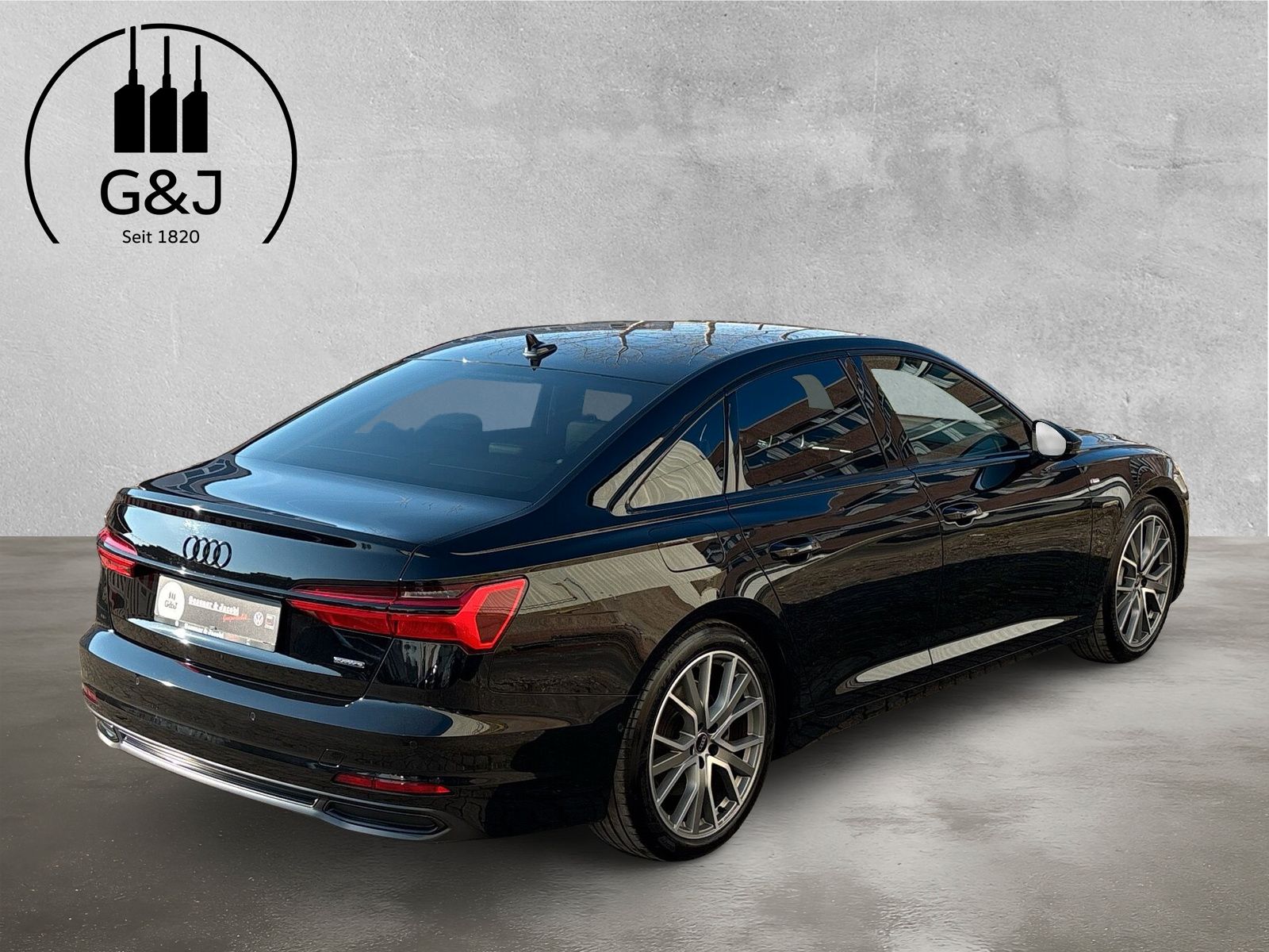 Fahrzeugabbildung Audi A6 Limo 50 TFSIe quattro S-Line AHK Ambiente