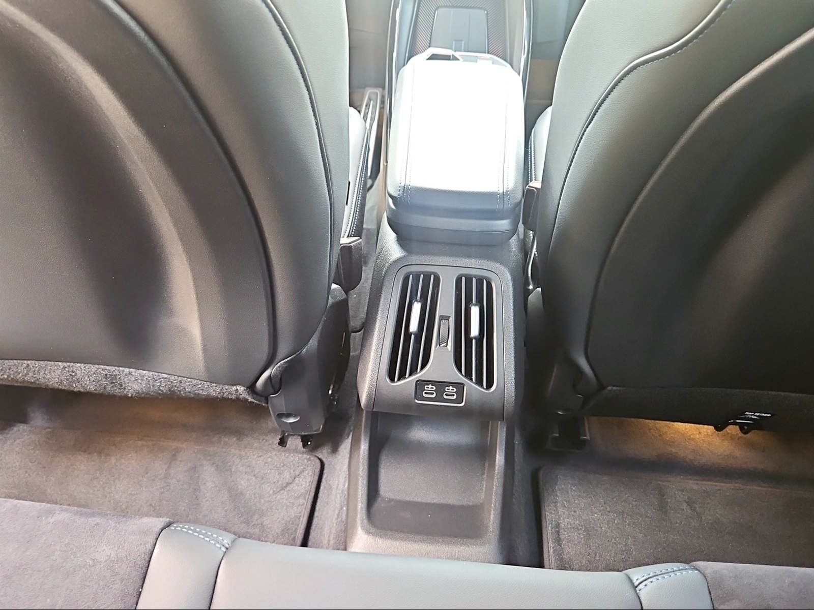 BMW iX1 - Bild 18