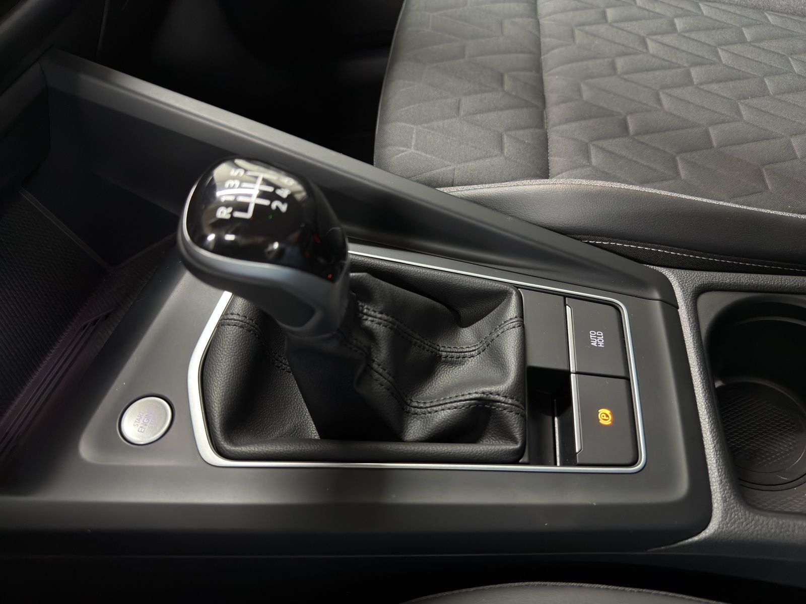Volkswagen Golf - Bild 12