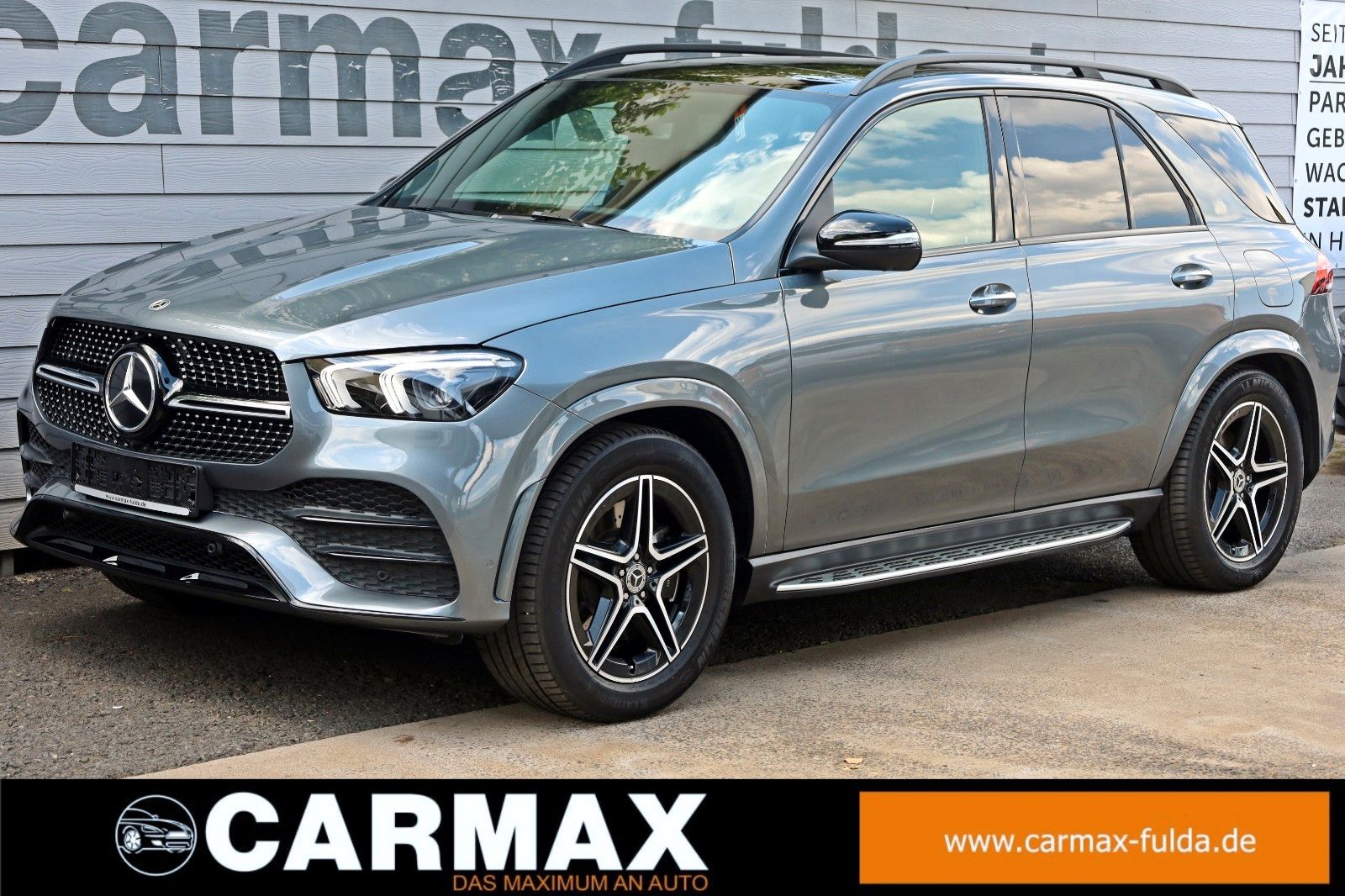 Fahrzeugabbildung Mercedes-Benz GLE 350e 4M AMG Leder,Navi,LED,PanDach,Night,360