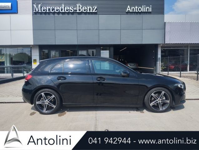 Mercedes-Benz MERCEDES-BENZ A 180 d Automatic Sport "NEOPATENT