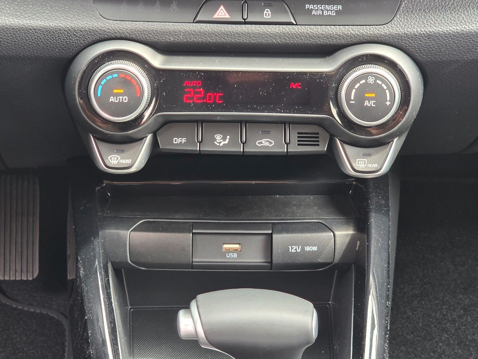 Fahrzeugabbildung Kia Stonic 1.0T 100 DCT Vision STD
