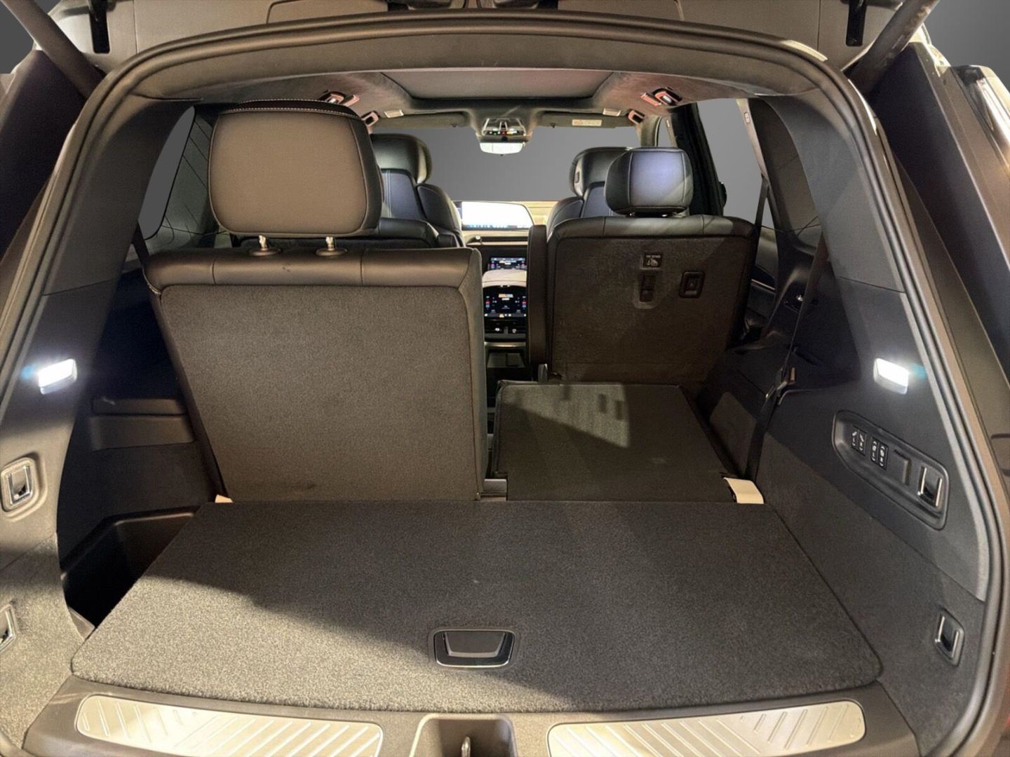 Fahrzeugabbildung Cadillac VISTIQ 452 kW AWD Sport 7-Sitzer