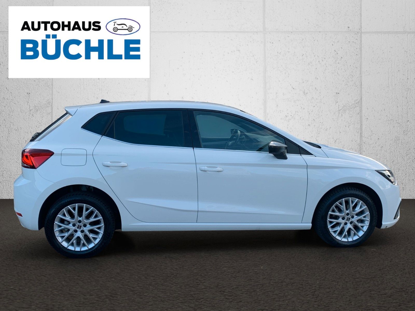 Seat IBIZA XCELLENCE+AUTOMATIK+NAVI+LED+PDC+KLIMA! imagem 3