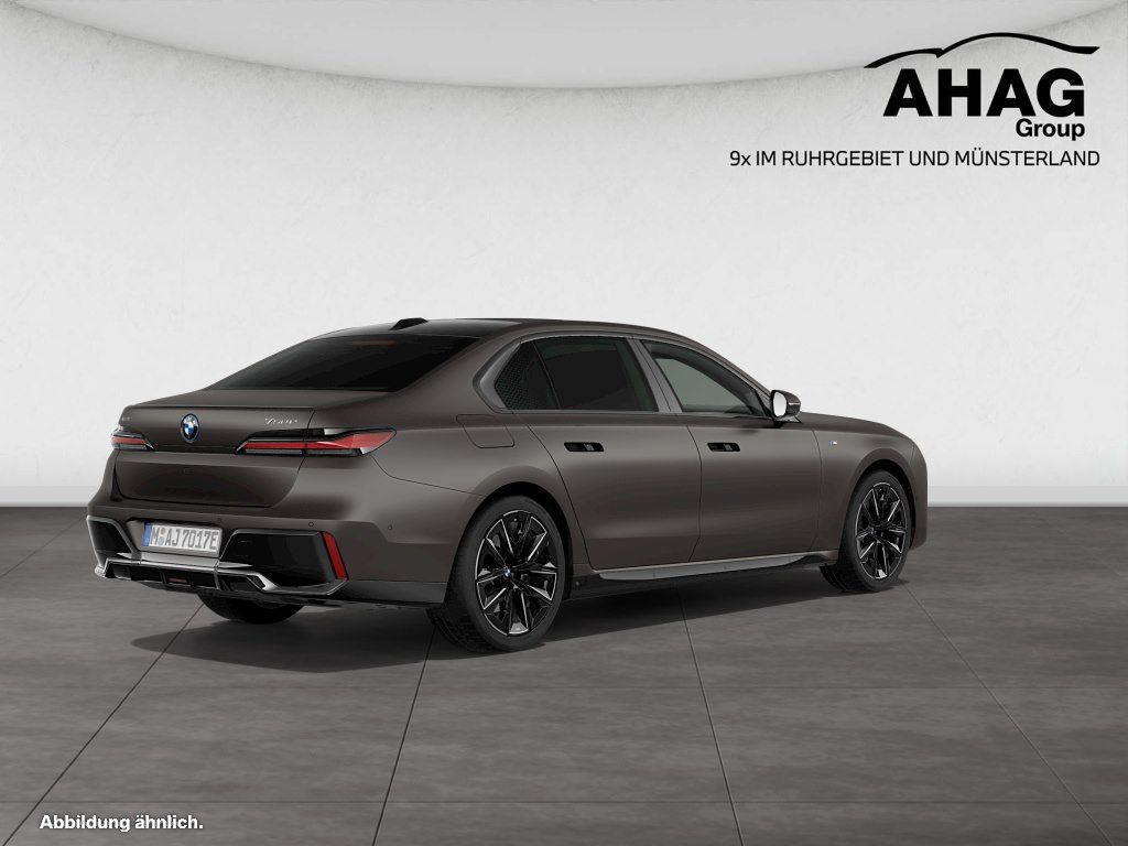 BMW 750 - Bild 2