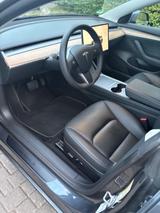 Tesla Model 3 Hinterradantrieb RWD  - Tesla Gebrauchtwagen in Dortmund