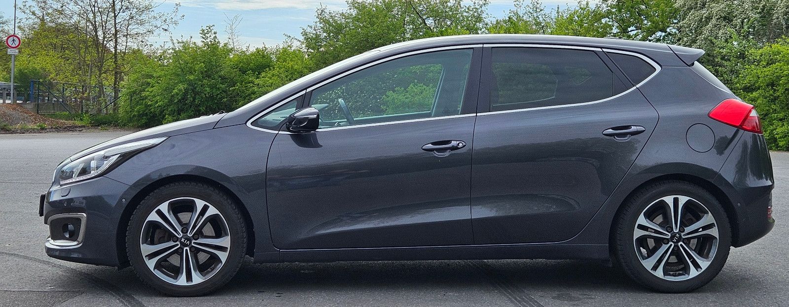 KIA cee'd / Ceed Spirit Kamera - Navi - SHZ - LHZ