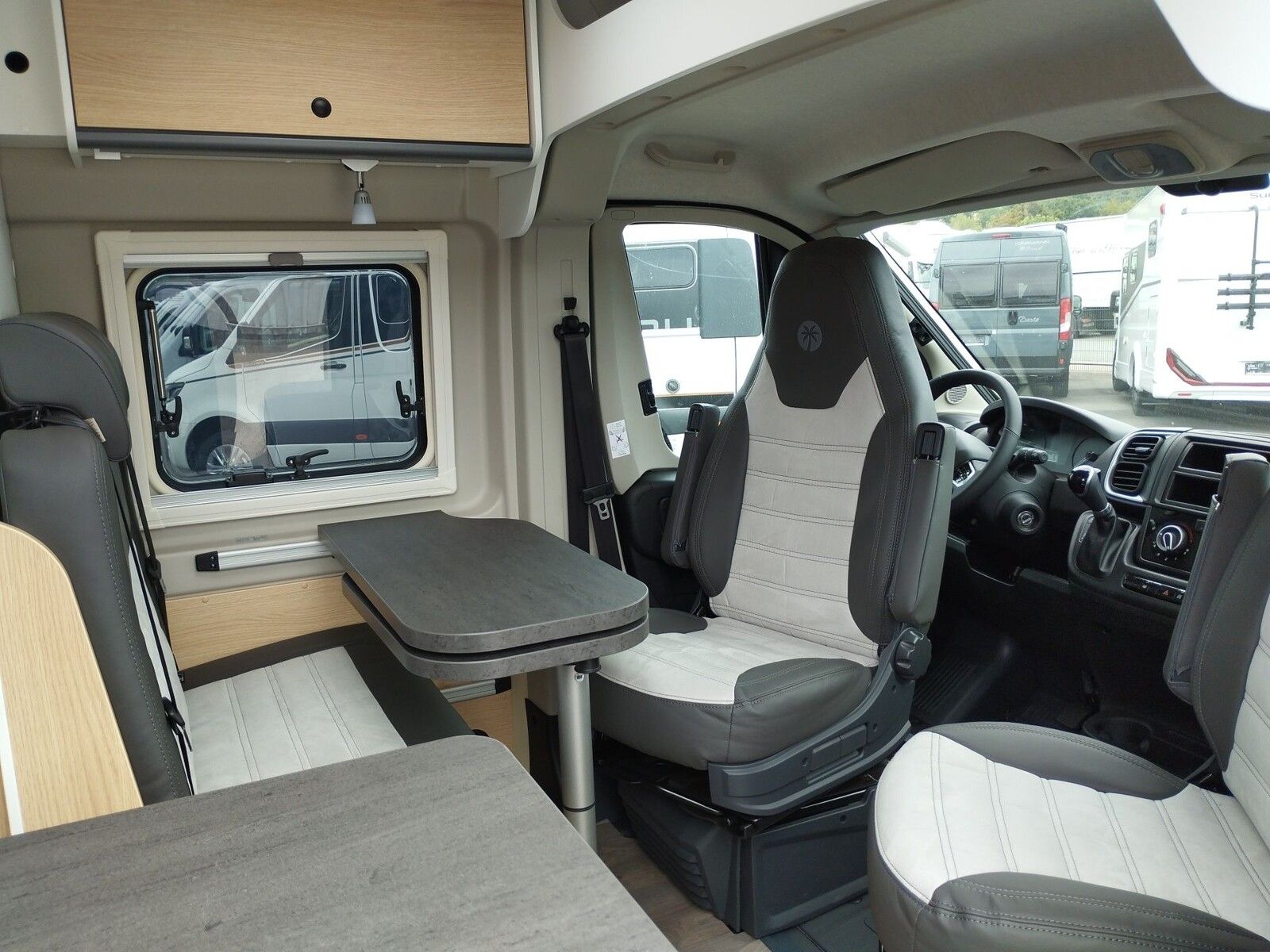 Fahrzeugabbildung Sunlight Adventure Cliff 602 Combi4D,Rahmenf.,Alu,Autom.