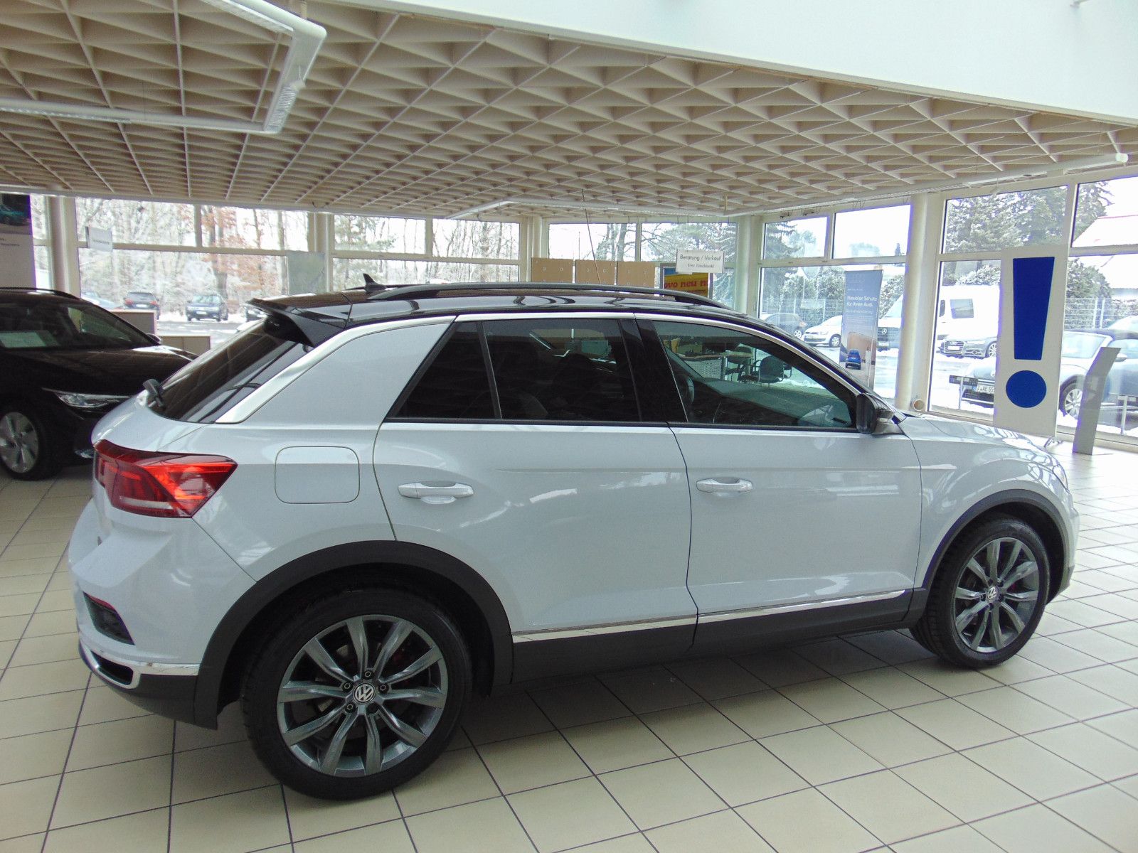 Volkswagen T-Roc Sport 2.0 TSI DSG 4Motion STANDHEIZG. AHK foto 2