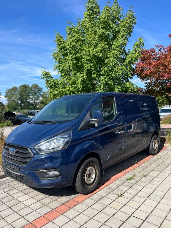 Image of Ford Transit Custom