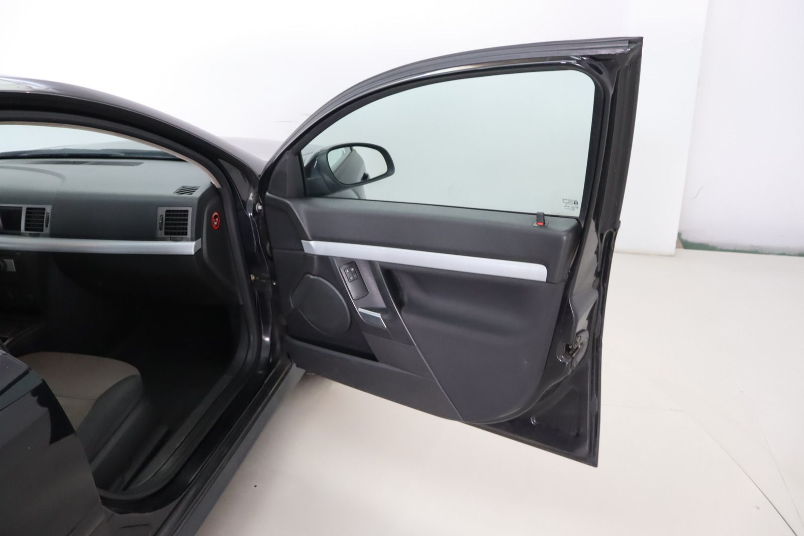 Fahrzeugabbildung Opel Vectra C 1.8 Edition * Gas * Klima * HU 05.2027