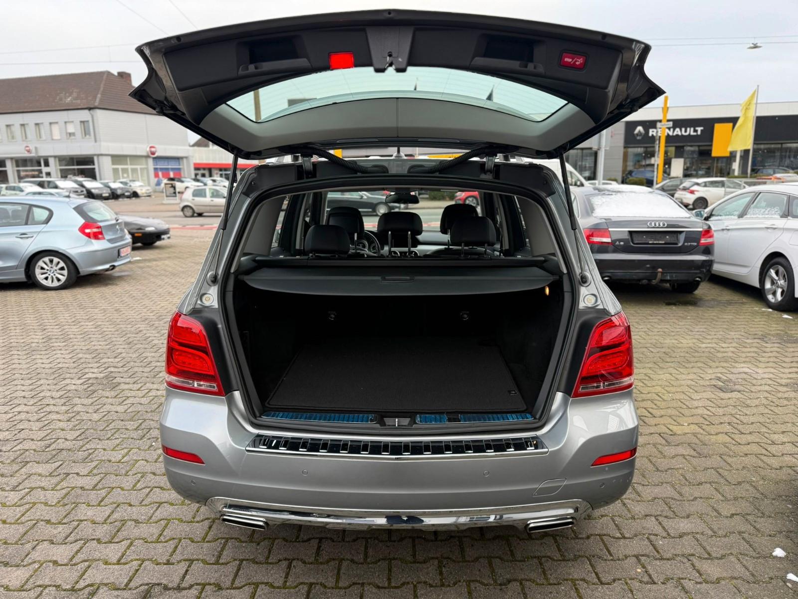 Mercedes-Benz GLK 200 E-Hecklappe/SHZ*Parktronic*Navi