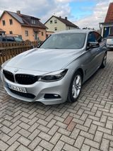 BMW 330i GT xDrive M-Paket *HUD*LED*PANORAMA* - BMW 330 Gran Turismo Gebrauchtwagen