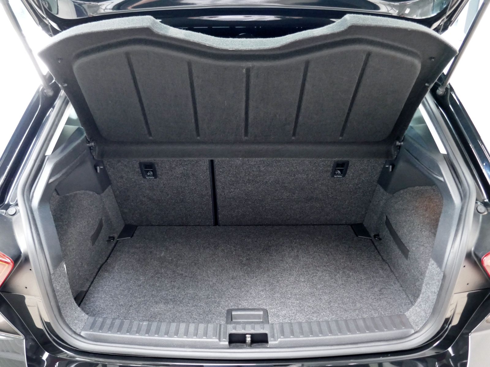 Fahrzeugabbildung SEAT Ibiza Style 1.0 TSI | RFK Navi App DAB+