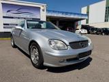 Mercedes-Benz SLK 200 Kompressor Leder Facelift Garagenfahrzeu - Mercedes SLK 200 mit Facelift