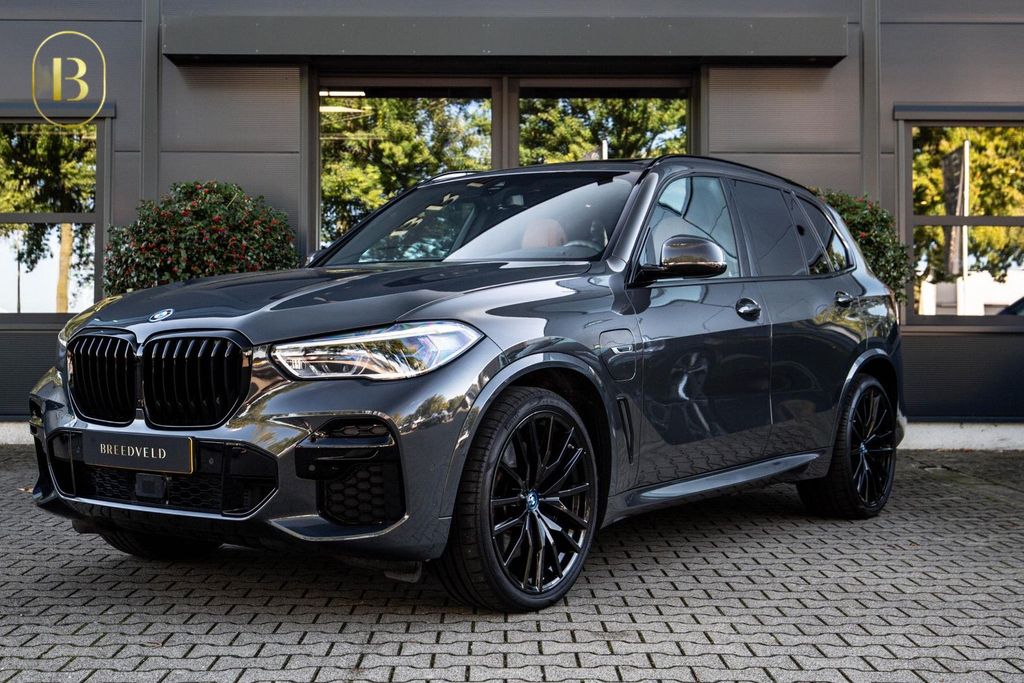 Image of BMW X5
