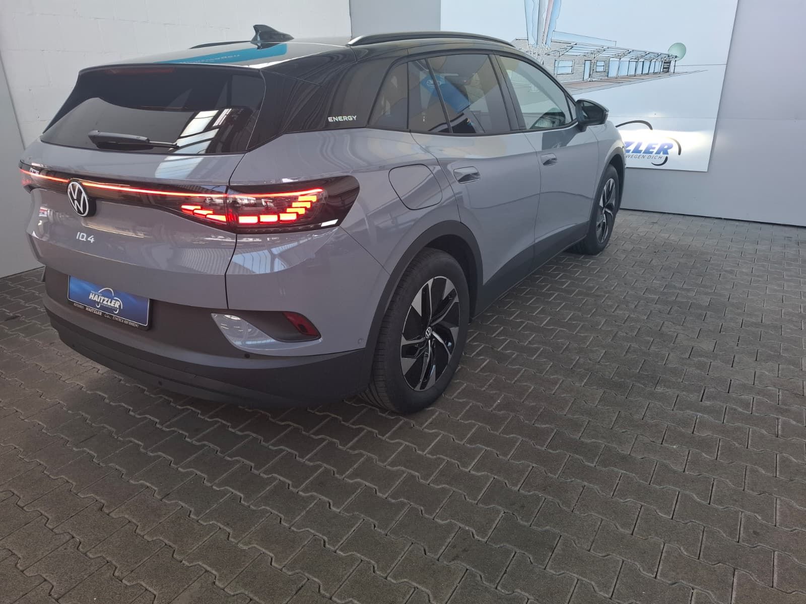 Fahrzeugabbildung Volkswagen ID.4 Pro Energy +ACC +IQ.Light +AHK + Wärmepumpe