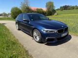 BMW M550d xDrive Touring G31 | 400 PS | AHK |  - blaue BMW M550