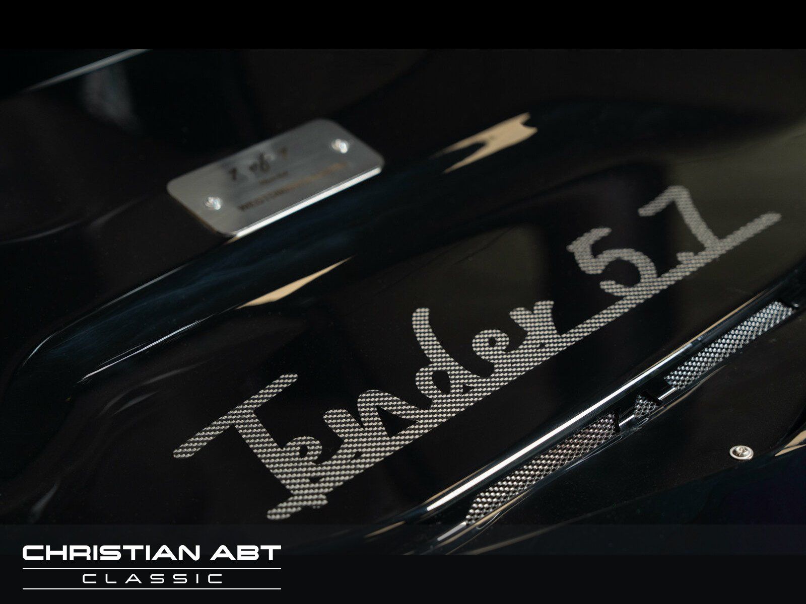 Fahrzeugabbildung BMW Estella Tender 5.7 Carbon-Kit * 1 of 1 * M40i