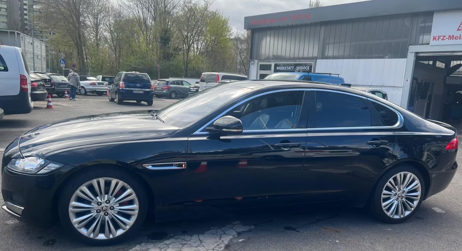 Jaguar XF E-Perform163PS/Leder/Xenon/Automatik/Panorama