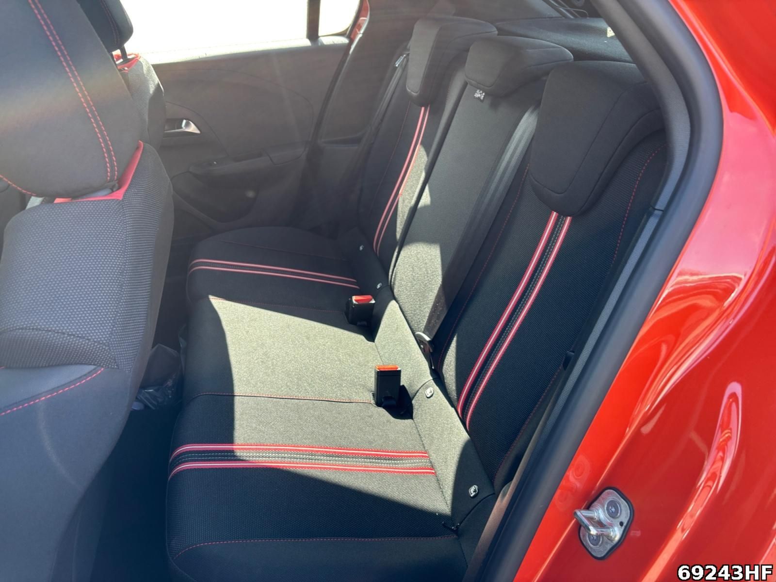 Fahrzeugabbildung Opel Corsa F GS 1.2 96kW *PDC*DAB*LED*ALLWETTER*