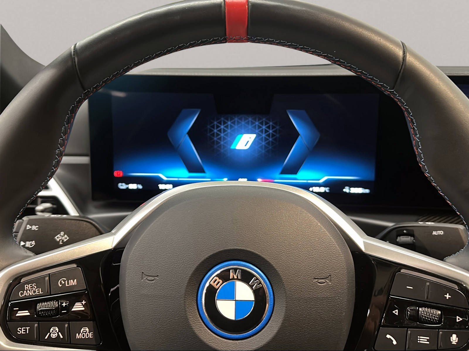BMW i4 - Bild 16
