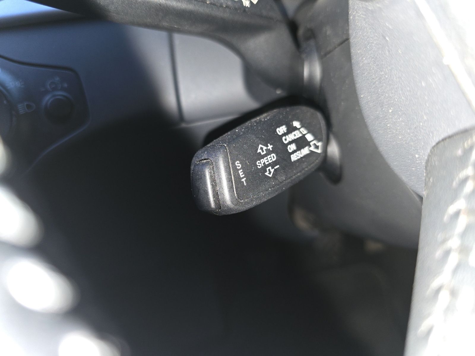 Fahrzeugabbildung Audi A4 Avant Ambiente+AHK+NAVi+TEMPOMAT+Elektr. Heck