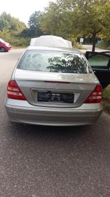 Mercedes-Benz 230 C - Mercedes-Benz 230 von privat