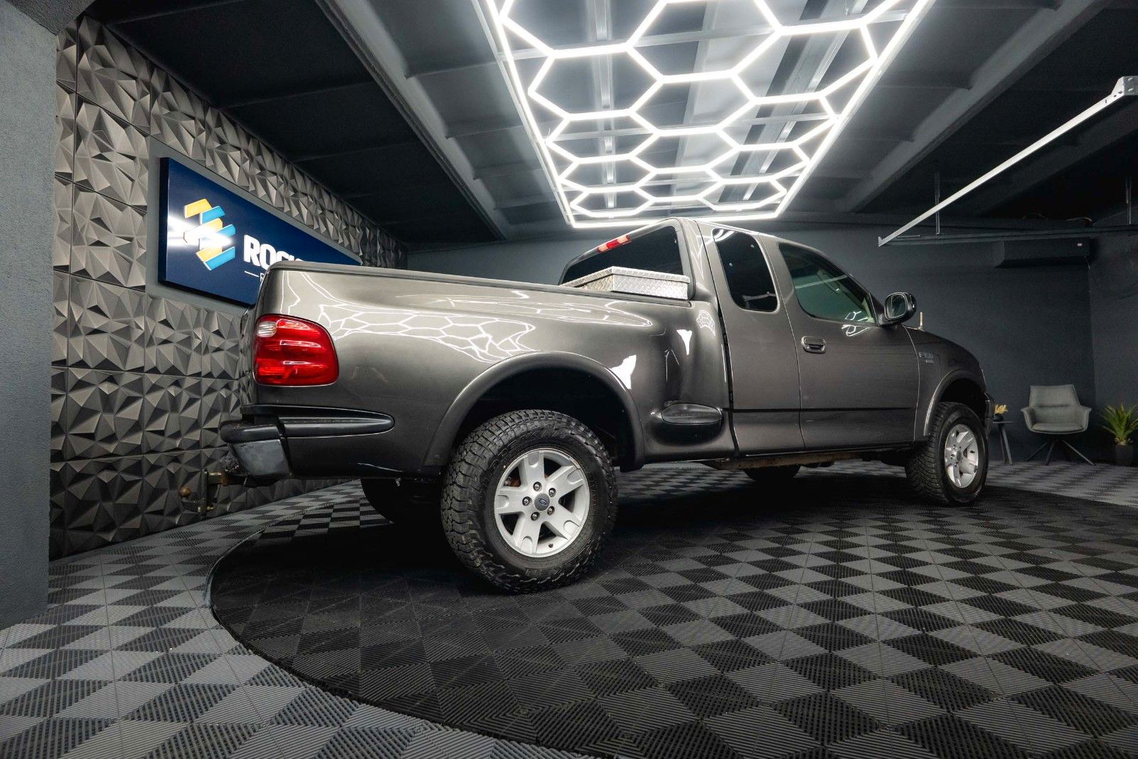 Fahrzeugabbildung Ford F150 5.4L V8 4x4 Triton SuperCab *LKW*AHK 3000kg