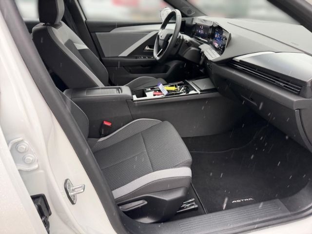 Fahrzeugabbildung Opel Astra L Sports Tourer Edition +CARPLAY+ACC+PDC+U
