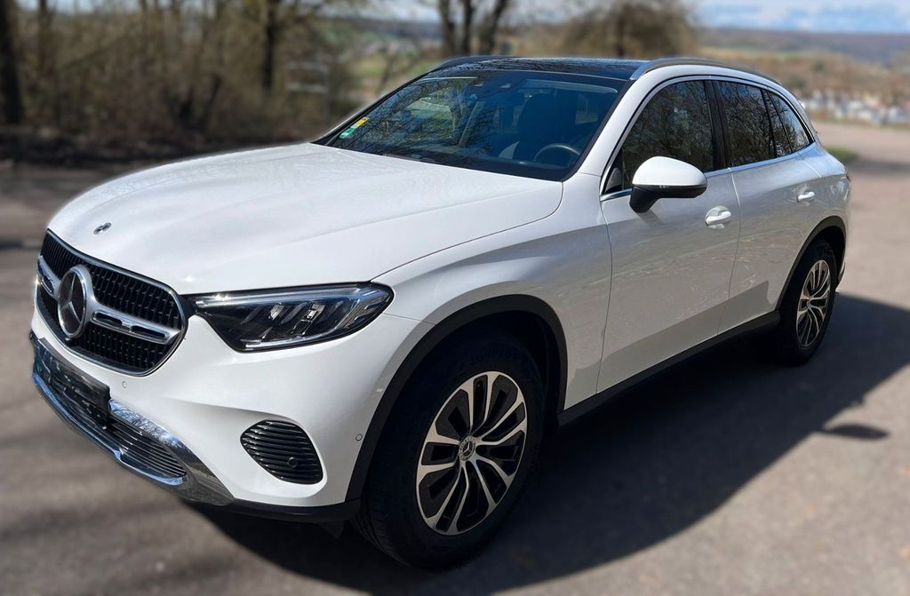 Image of Mercedes-Benz GLC 200