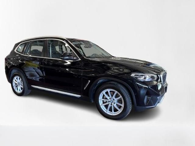 BMW X3 sDrive18d 48V imagem 2