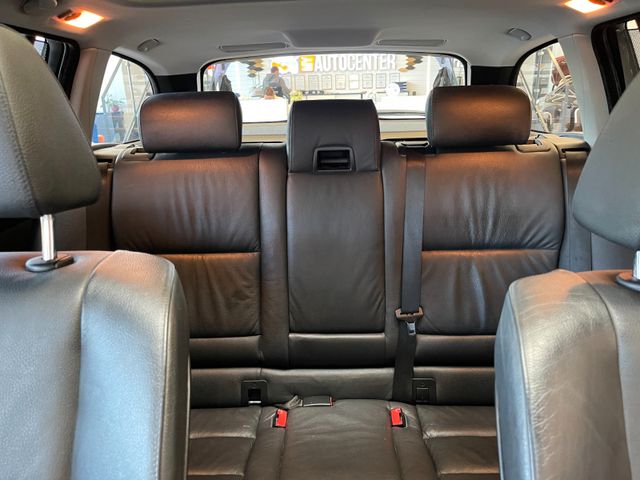 BMW 530 Touring 530d xDrive *HUD*NAVI*LEDER*PANO*SZH