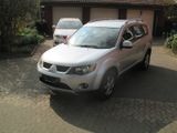 Mitsubishi Outlander 2.0 DI-D Invite 4WD AHK Tüv04/26 - Mitsubishi Outlander aus 2007
