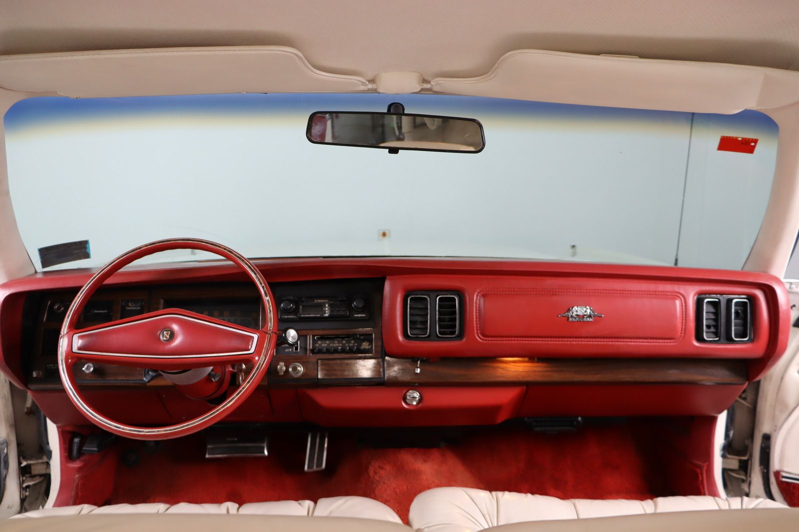 Fahrzeugabbildung Chrysler New Yorker V8 7.2 * Leder * Klima * el. Sitze