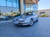 Alfa Romeo ALFA ROMEO GTV 2.0i 16V Twin Spark cat L - silberne Alfa Romeo GTV