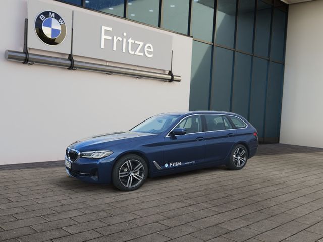 BMW 520 d xDrive Touring AHK Navi ACC e-Sitze SHZ LE