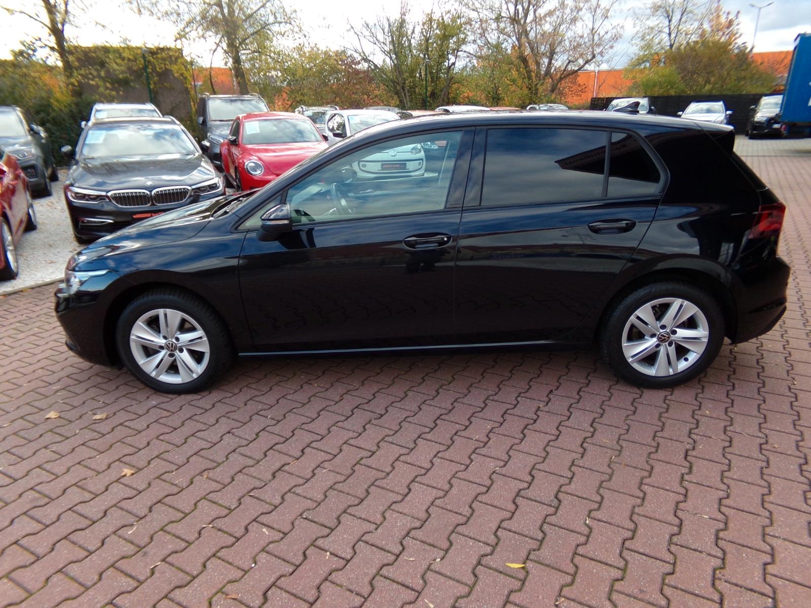 Volkswagen Golf VIII Lim. Life IQ. Light, миниатюра 3