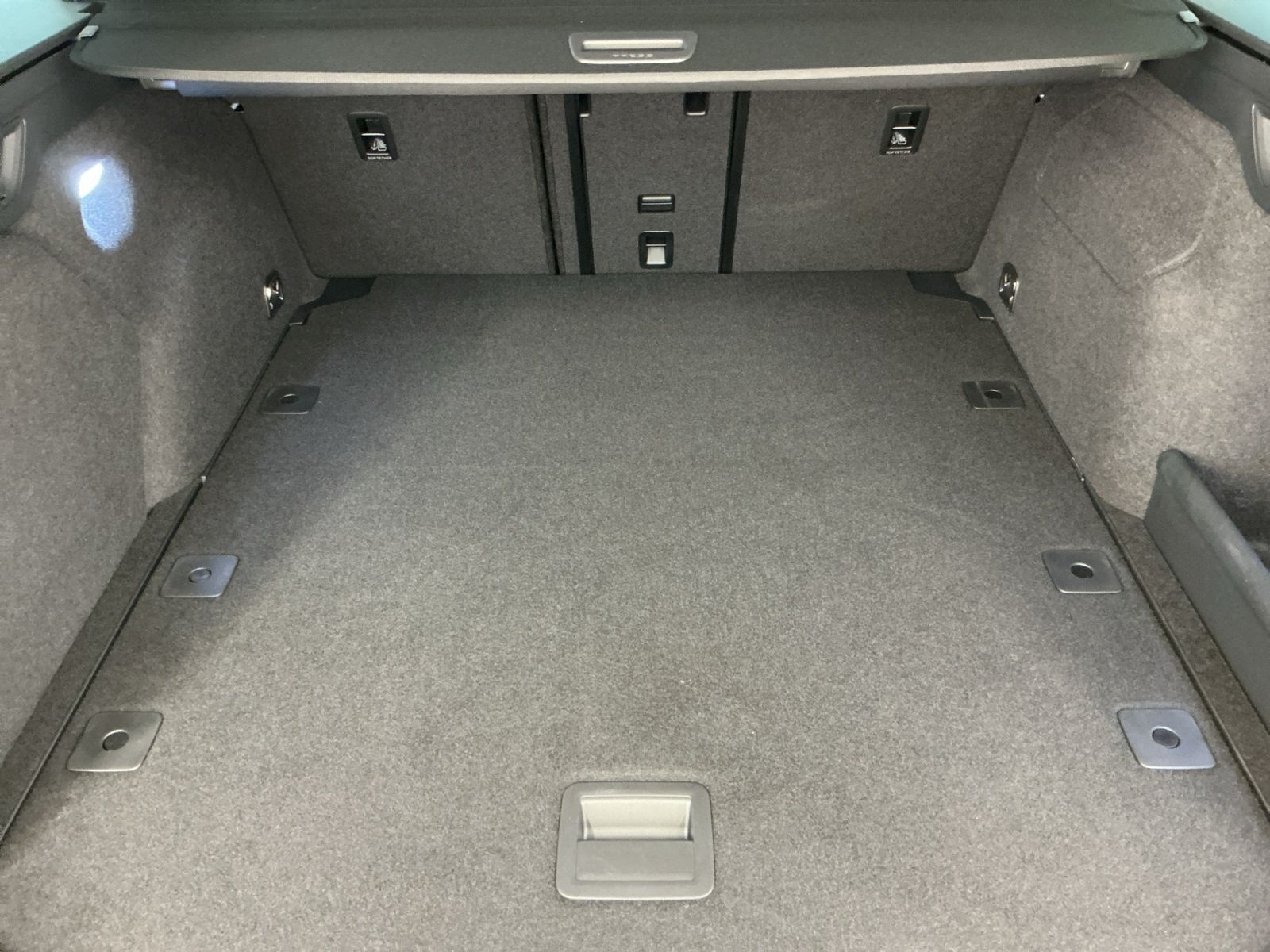 Volkswagen Passat Variant - Bild 14