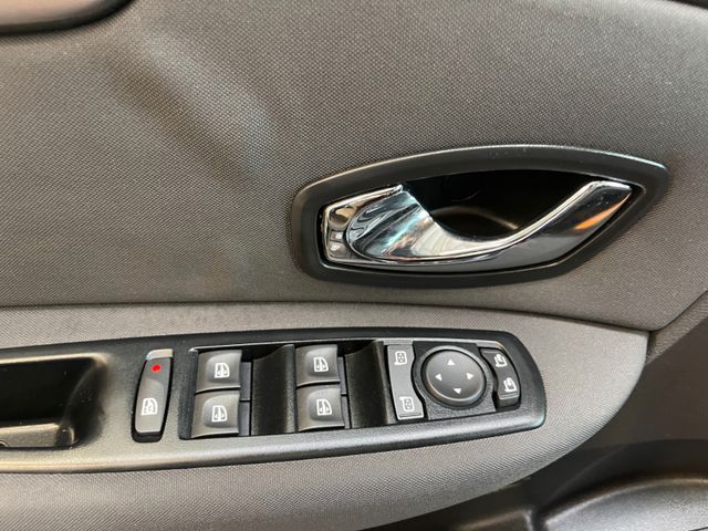 Renault Scenic III Limited *NAVI*TEMPOMAT*SZHZ*PDC*