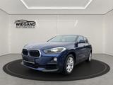 BMW X2 sDrive18i Aut. Advantage+SPORT+PANO+LED+RFK+ - blaue BMW X2