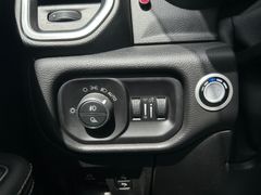 Fahrzeugabbildung Dodge RAM 1500 CrewCab Laramie 5.7L V8 AHK dt.Fzg