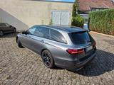 Mercedes-Benz E 300 de 4MATIC T Autom. - - Mercedes-Benz E 300 in Bielefeld