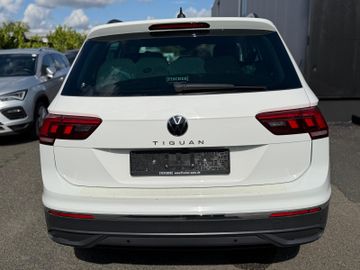Volkswagen Tiguan - 5