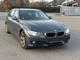 BMW 320 d Touring *LED*NAVI*ELK.HK* - BMW 320 SUV