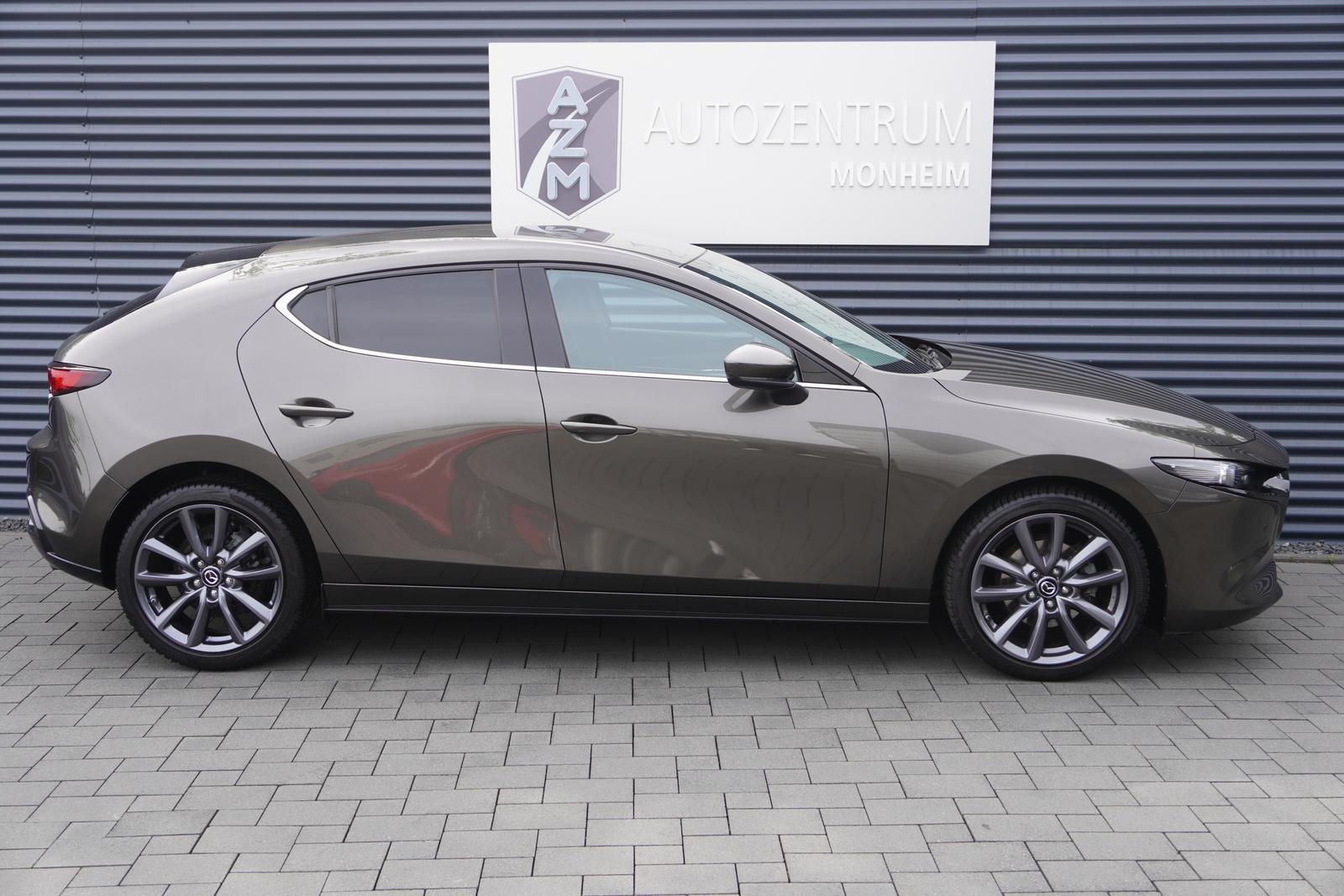 Mazda 3 AUTOMATIK|KAMERA|TEMPOMAT|HEAD-UP|APPLE|NAVI