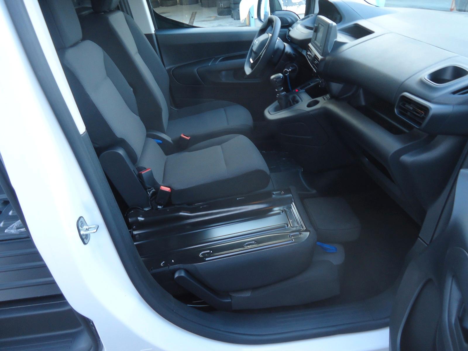 Peugeot Partner 1.5 BlueHDi 100 Premium L1 *Klima-PDC*
